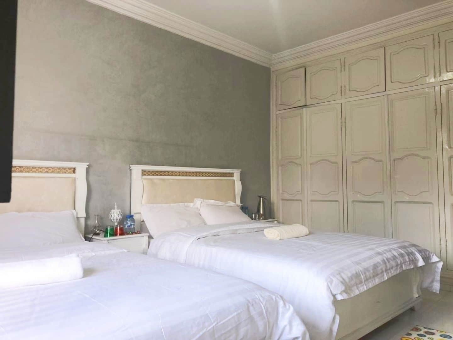 Blue And White House Hotel Anfa-Superieur Luaran gambar